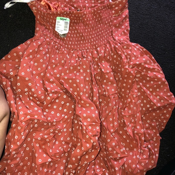 Dress - Picture 2 of 4